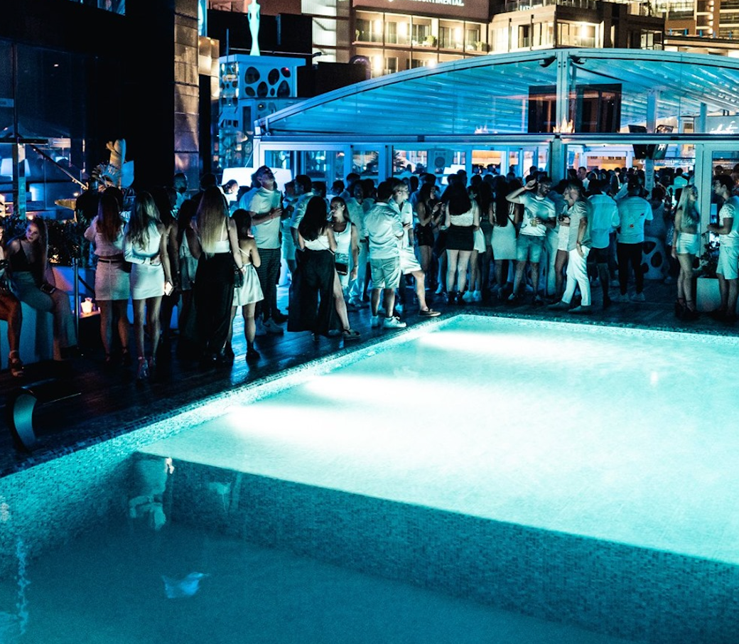 WHITE PARTY