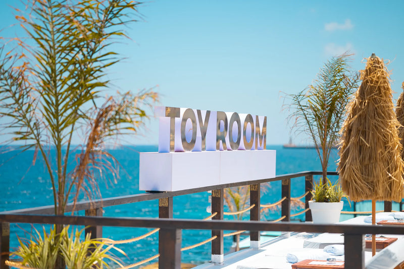 Klub plażowy Toy Room