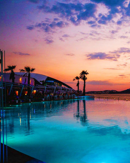 CAFÉ DEL MAR - FESTE IN PISCINA DEL GIOVEDÌ