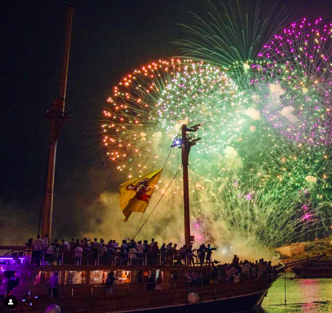 Malta fireworks boat party